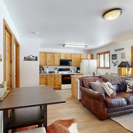 Riverview Condos グランドレイク 部屋 写真