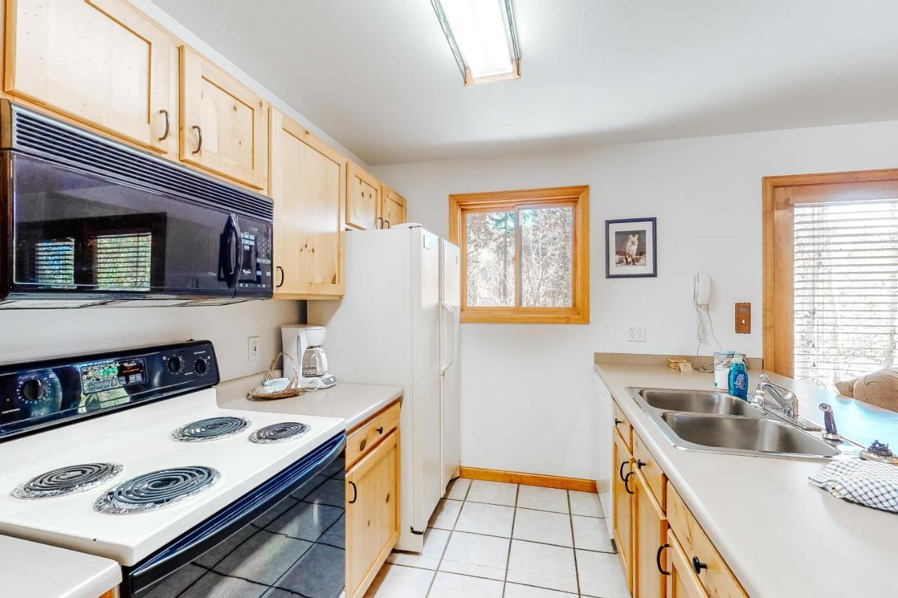 Riverview Condos グランドレイク エクステリア 写真