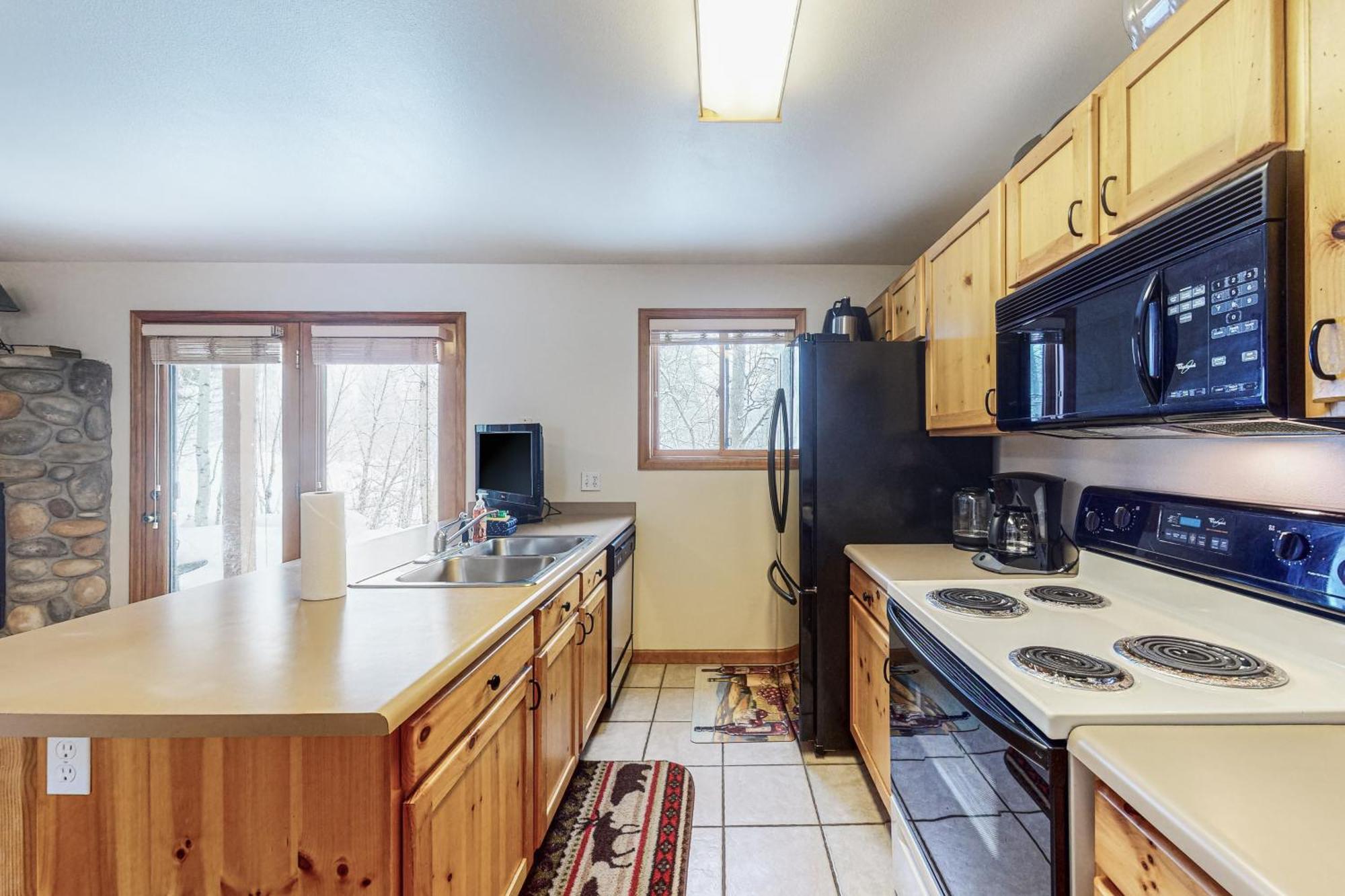 Riverview Condos グランドレイク 部屋 写真