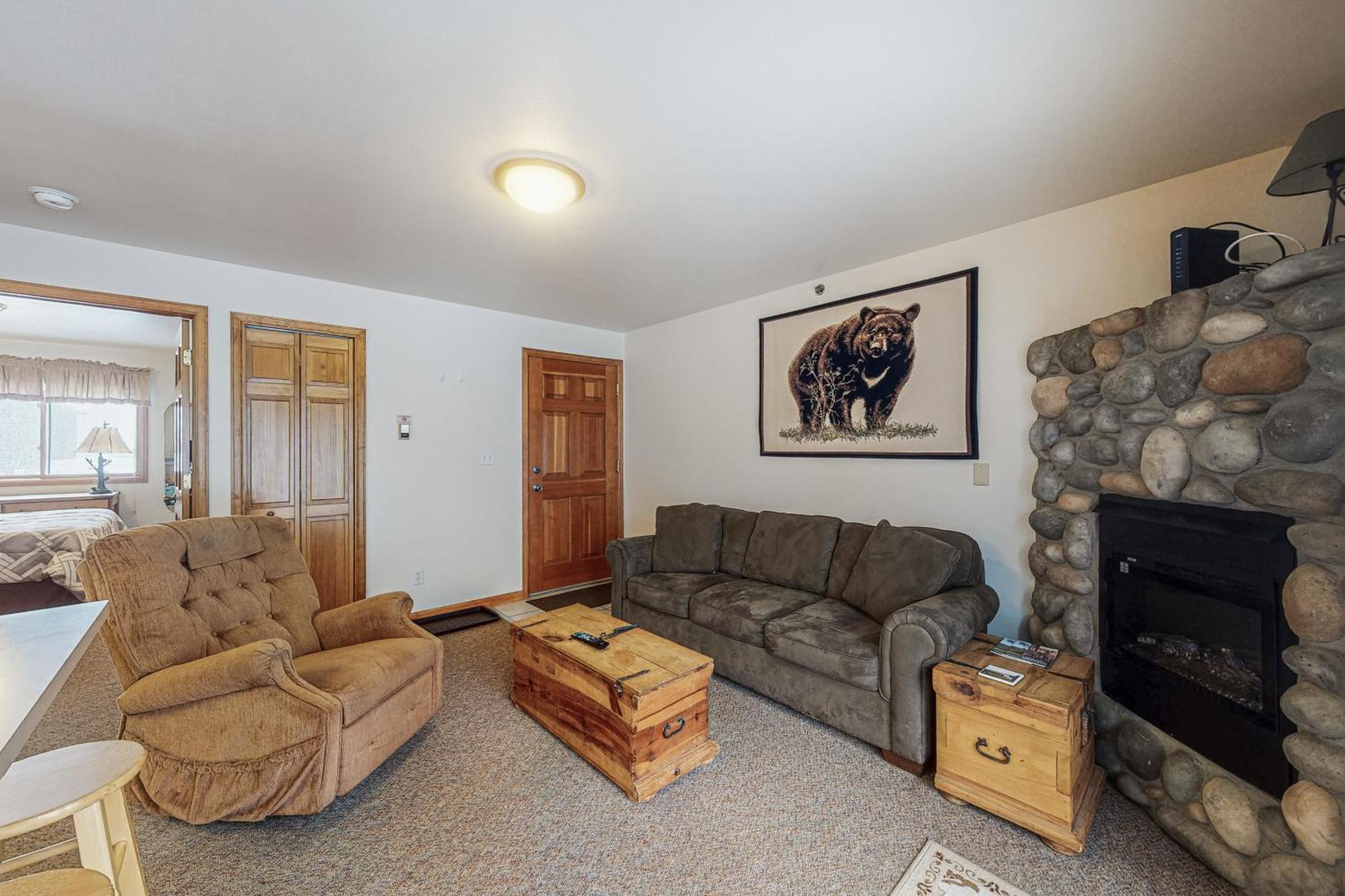 Riverview Condos グランドレイク 部屋 写真
